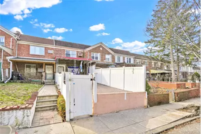 136-76 71st Road, Kew Gardens, NY 11367 - Photo 2