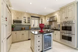 14-21 Burton St, Whitestone, NY 11357 - Photo 14