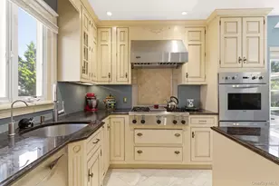 14-21 Burton St, Whitestone, NY 11357 - Photo 16