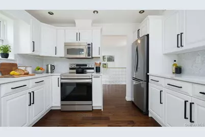 1418 Fox Glen Drive, Hartsdale, NY 10530 - Photo 2