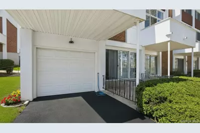 1418 Fox Glen Drive, Hartsdale, NY 10530 - Photo 22