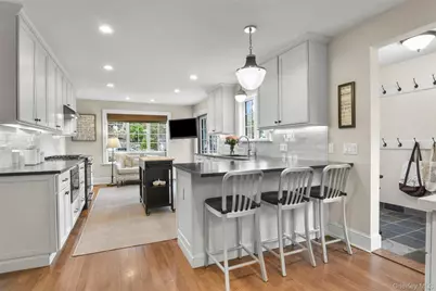 47 Pine Brook Drive, Larchmont, NY 10538 - Photo 12