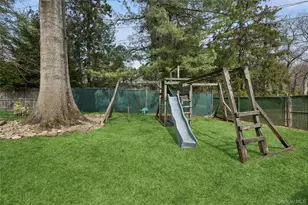 6 Viola Dr, Glen Cove, NY 11542 - Photo 32