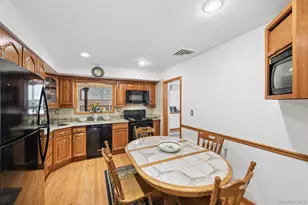 6 Viola Dr, Glen Cove, NY 11542 - Photo 24