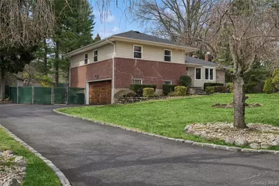 6 Viola Drive, Glen Cove, NY 11542 - Photo 4