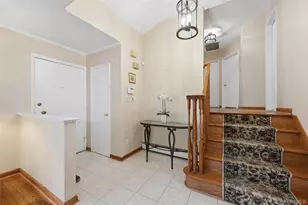 6 Viola Dr, Glen Cove, NY 11542 - Photo 4