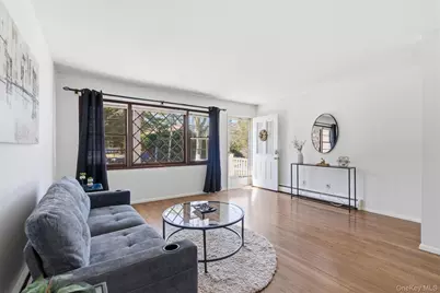 85 Tamarack Street, East Northport, NY 11731 - Photo 4