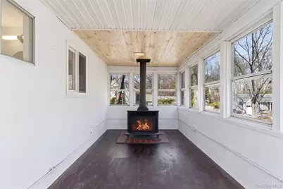 85 Tamarack Street, East Northport, NY 11731 - Photo 20