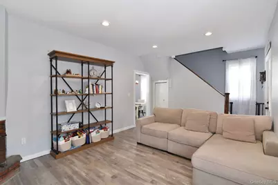 16 Badeau Place, New Rochelle, NY 10801 - Photo 4