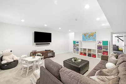 11 Mayflower Road, Scarsdale, NY 10583 - Photo 28
