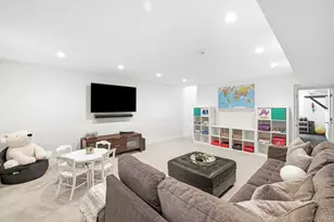 11 Mayflower Rd, Scarsdale, NY 10583 - Photo 28