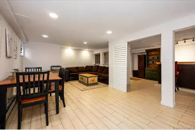 307 W Penn Street, Long Beach, NY 11561 - Photo 32