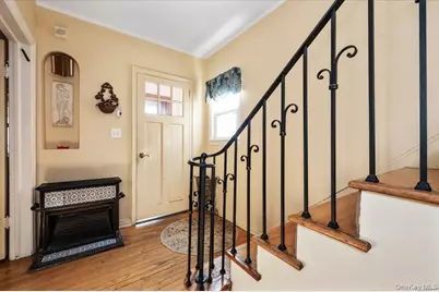 307 W Penn Street, Long Beach, NY 11561 - Photo 8