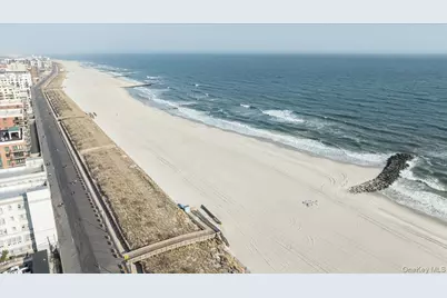 307 W Penn Street, Long Beach, NY 11561 - Photo 44