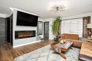 11 Karen St, West Babylon, NY 11704 - Photo 4