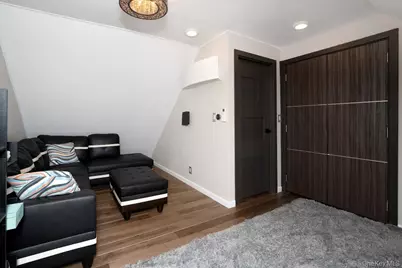 11 Karen Street, West Babylon, NY 11704 - Photo 20