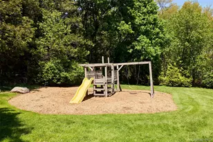 84 Scenic Vw, Yorktown Heights, NY 10598 - Photo 14