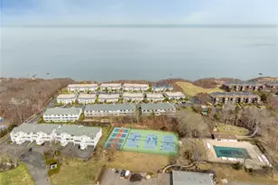 1603 Bluffs Dr N, Calverton, NY 11933 - Photo 34