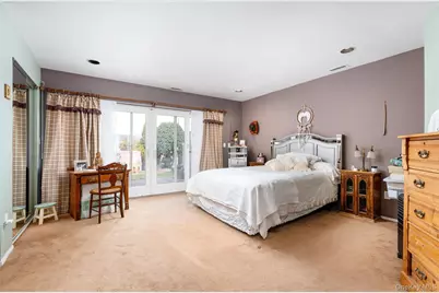 1603 Bluffs Drive N, Calverton, NY 11933 - Photo 18