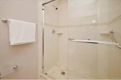 68 Knolls Drive, Stony Brook, NY 11790 - Photo 14