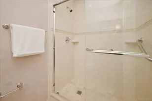 68 Knolls Dr, Stony Brook, NY 11790 - Photo 14