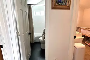 800 S 6th St, Lindenhurst, NY 11757 - Photo 12