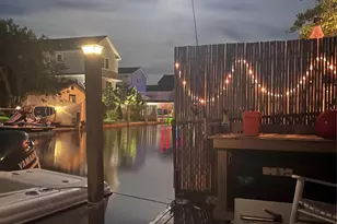 800 S 6th St, Lindenhurst, NY 11757 - Photo 24