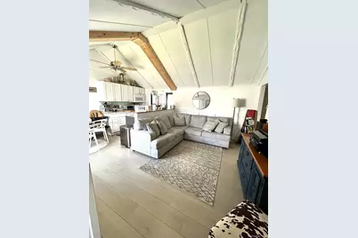 800 S 6th Street, Lindenhurst, NY 11757 - Photo 10