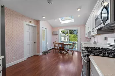 122 Palmyra Avenue, Woodmere, NY 11598 - Photo 14