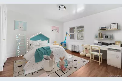 8833 Francis Lewis Boulevard, Queens Village, NY 11427 - Photo 12