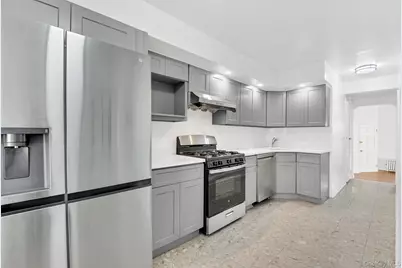 8833 Francis Lewis Boulevard, Queens Village, NY 11427 - Photo 32