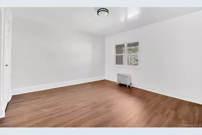 8833 Francis Lewis Boulevard, Queens Village, NY 11427 - Photo 38