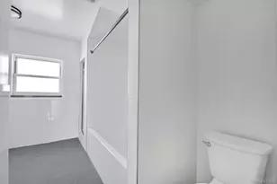 88-33 Francis Lewis Blvd, Queens Village, NY 11427 - Photo 18