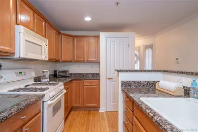 115 Viewpoint Terrace, Peekskill, NY 10566 - Photo 6