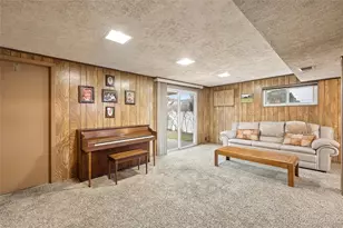 2509 Riviera Ln, Bellmore, NY 11710 - Photo 12