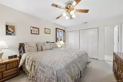 2509 Riviera Lane, Bellmore, NY 11710 - Photo 8