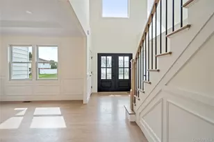 5A Steuben Dr, Jericho, NY 11753 - Photo 2