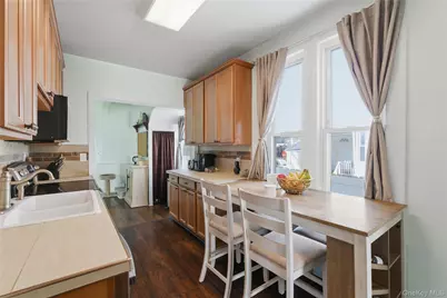 176 Depew Street, Peekskill, NY 10566 - Photo 14