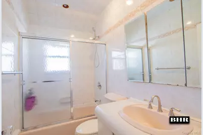 154 Beaumont Street, Brooklyn, NY 11235 - Photo 12