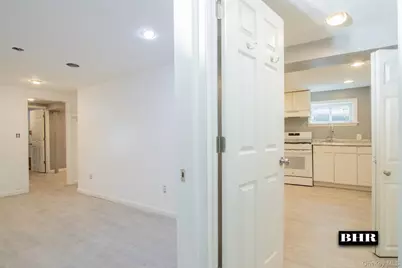 154 Beaumont Street, Brooklyn, NY 11235 - Photo 28