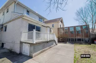 154 Beaumont St, Brooklyn, NY 11235 - Photo 34