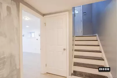 154 Beaumont Street, Brooklyn, NY 11235 - Photo 22