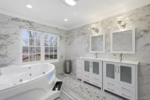 171 Oakfield Ave, Dix Hills, NY 11746 - Photo 22