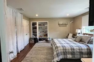 48 N Columbine Ave, Hampton Bays, NY 11946 - Photo 14