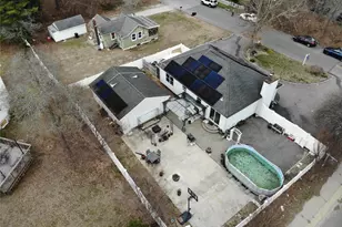 2 1st St, Coram, NY 11727 - Photo 36