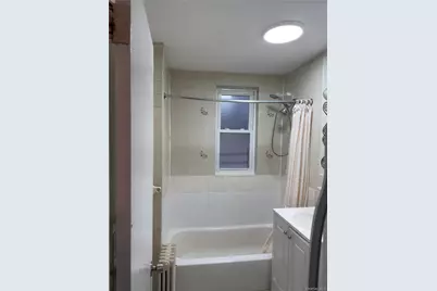 10416 124th Street, Richmond Hill, NY 11419 - Photo 8