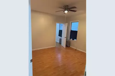 10416 124th Street, Richmond Hill, NY 11419 - Photo 6