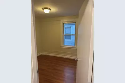 10416 124th Street, Richmond Hill, NY 11419 - Photo 4