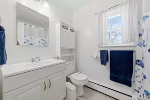 18 Shelter Dr, Sound Beach, NY 11789 - Photo 20