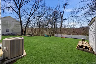 18 Shelter Drive, Sound Beach, NY 11789 - Photo 22